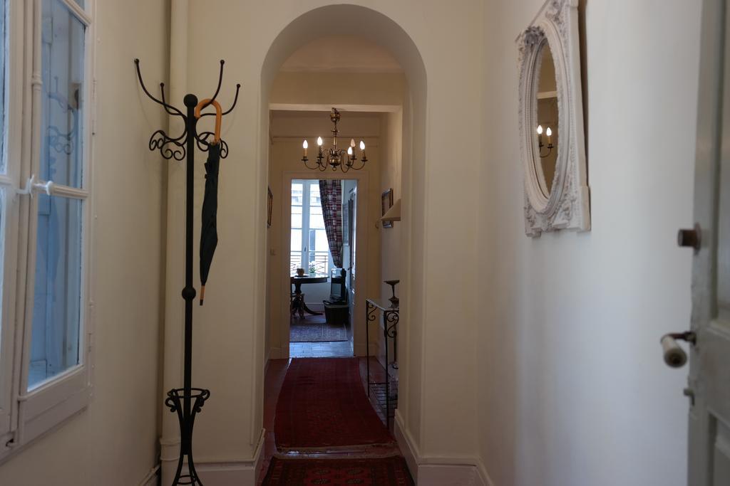 Penthouse Apartment Overlooking Place Carnot Carcasona Exterior foto
